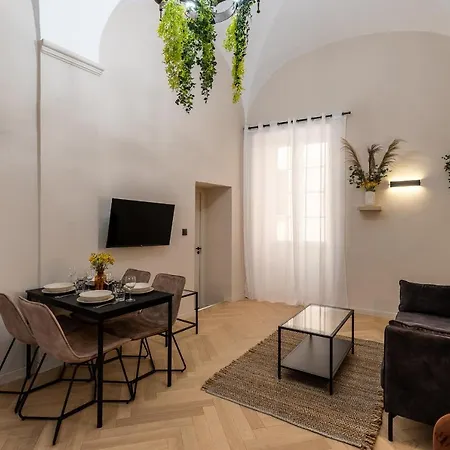 Tianu : Bastia Place Du Marche Appartement
